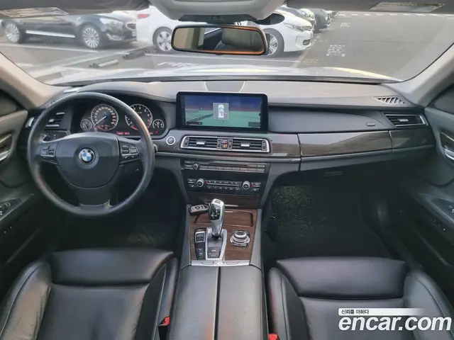 BMW 7 серия 2009 4.4 автомат (гидро), миниатюра 12