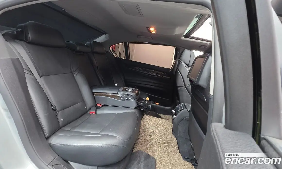 BMW 7 серия 2012 3.0 автомат (гидро), фото 19 BMW 7 серия 2012 3.0 автомат (гидро), фото 19