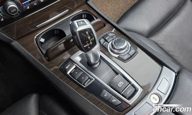 BMW 7 серия 2012 3.0 автомат (гидро), миниатюра 9 BMW 7 серия 2012 3.0 автомат (гидро), миниатюра 9