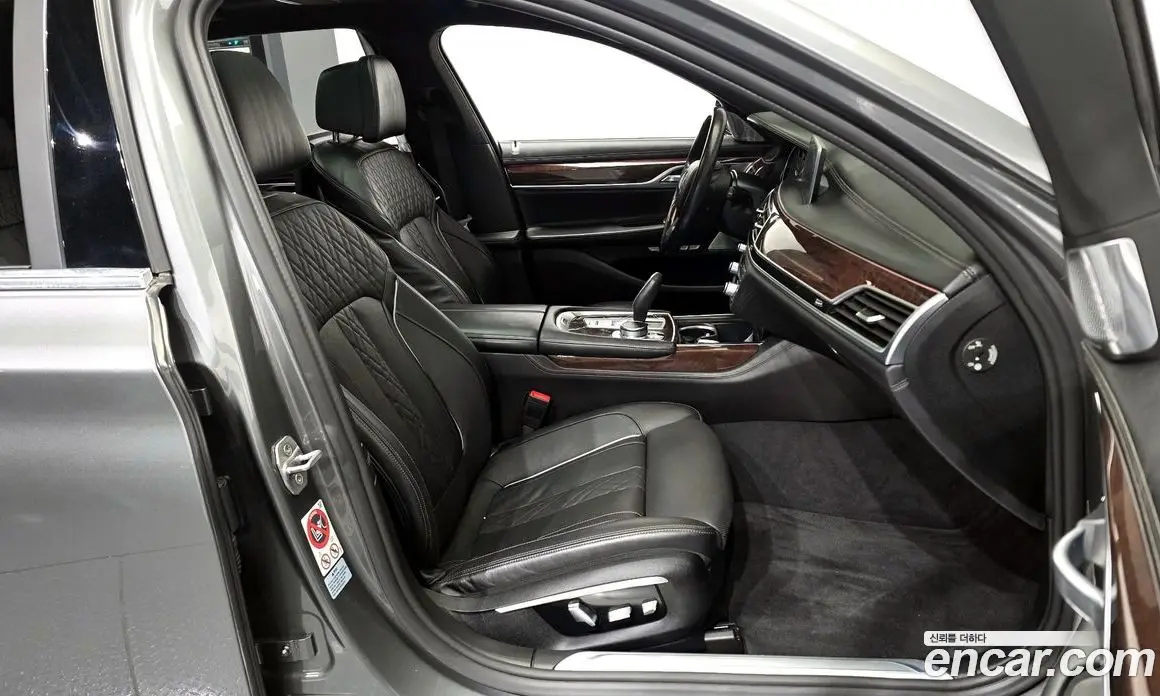 BMW 7 серия 2015 4.4 автомат (гидро), фото 11
