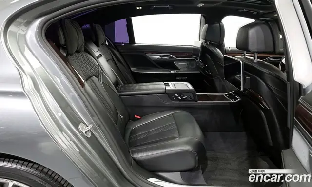 BMW 7 серия 2015 4.4 автомат (гидро), миниатюра 12