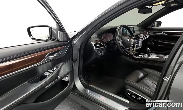 BMW 7 серия 2015 4.4 автомат (гидро), миниатюра 10