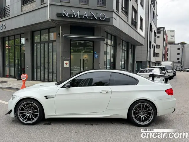 BMW M3 2011 4.0 автомат (гидро), миниатюра 6