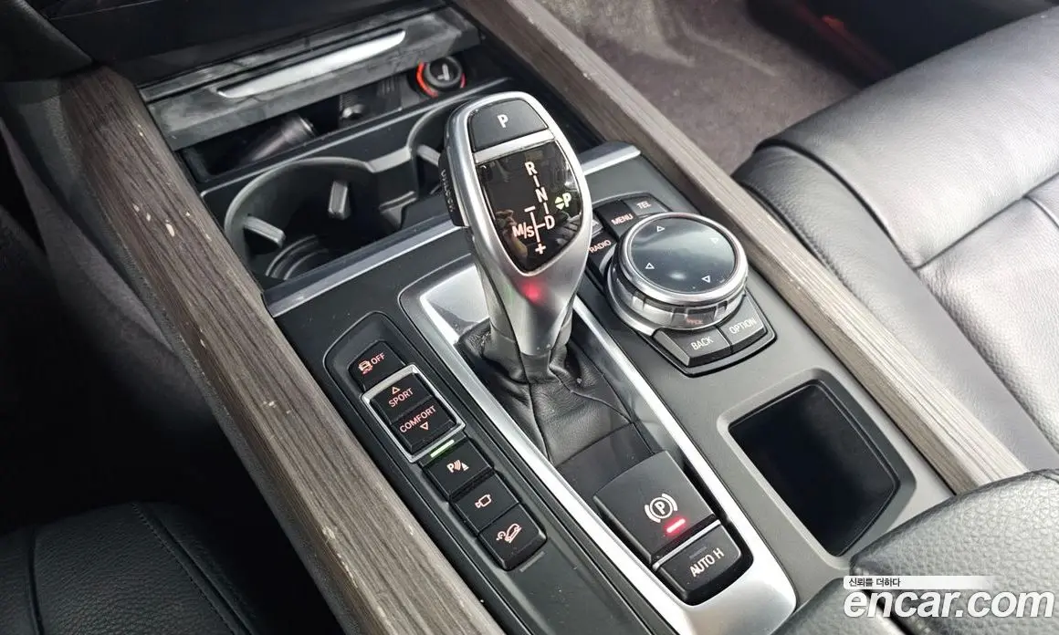 BMW X5 2015 3.0 автомат (гидро), фото 9