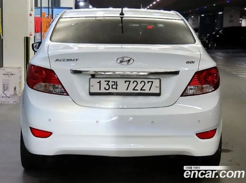Hyundai Accent 2012 1.6 автомат (гидро), фото 6