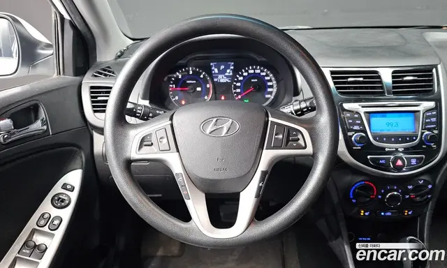 Hyundai Accent 2012 1.6 автомат (гидро), миниатюра 12