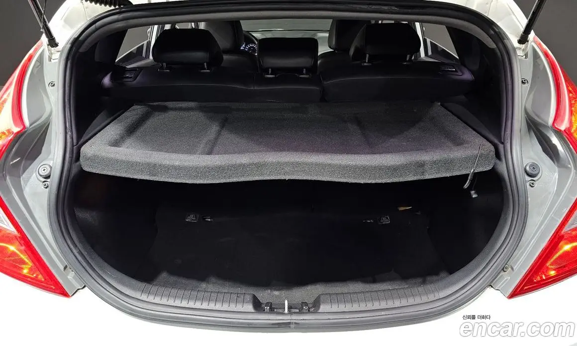 Hyundai Accent 2012 1.6 автомат (гидро), фото 20