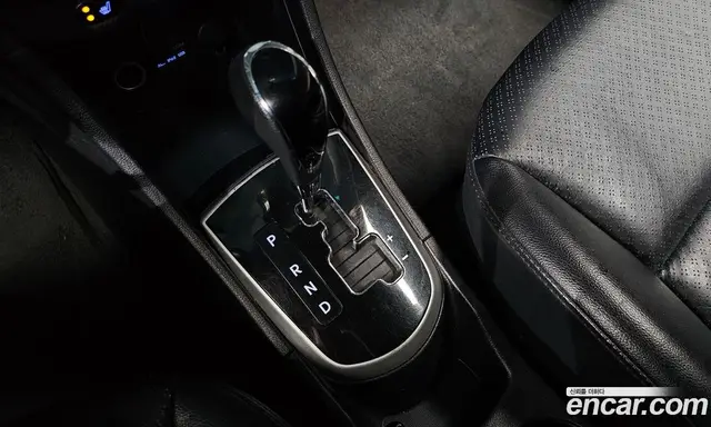 Hyundai Accent 2012 1.6 автомат (гидро), миниатюра 9