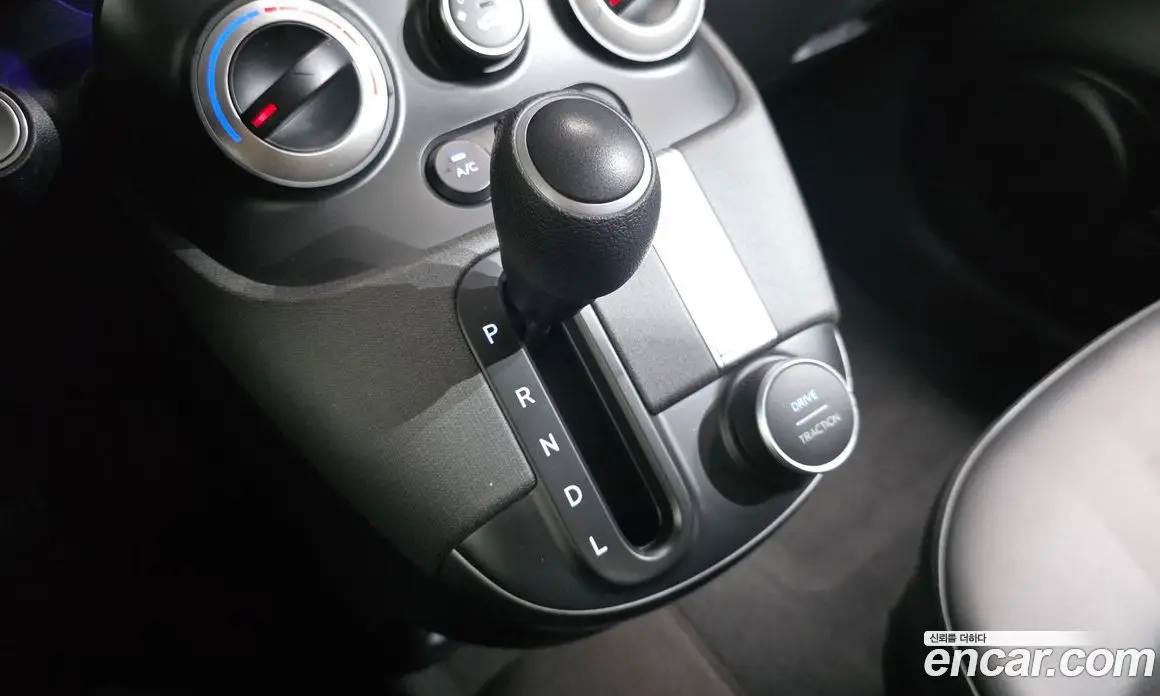 Hyundai Casper 2022 1.0 автомат (гидро), фото 12