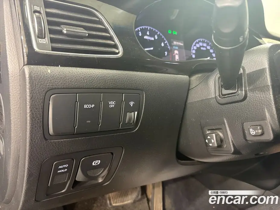 Hyundai Genesis 2012 3.3 автомат (гидро), фото 10 Hyundai Genesis 2012 3.3 автомат (гидро), фото 10