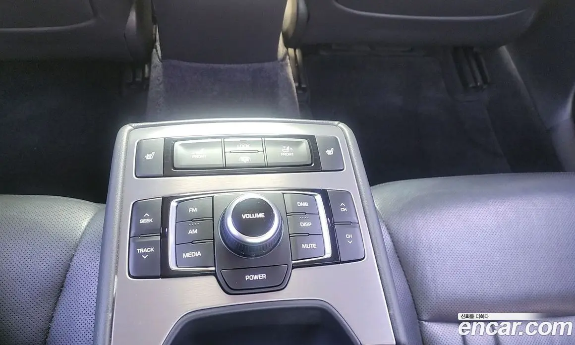 Hyundai Genesis 2015 3.3 автомат (гидро), фото 11