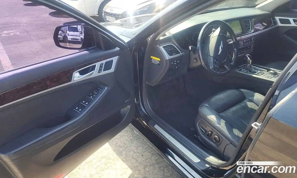 Hyundai Genesis 2015 3.3 автомат (гидро), фото 14