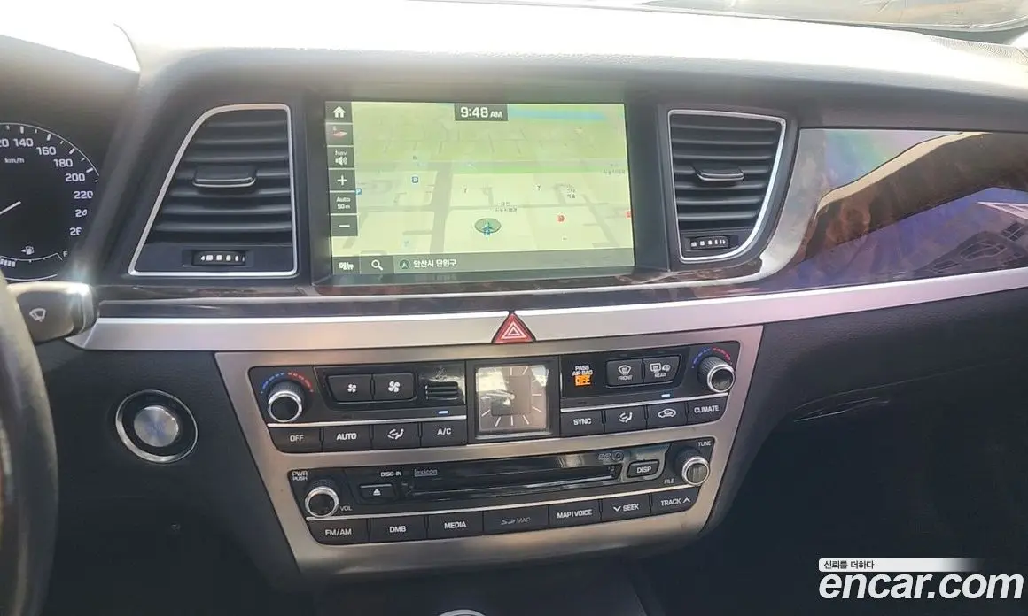 Hyundai Genesis 2015 3.3 автомат (гидро), фото 19