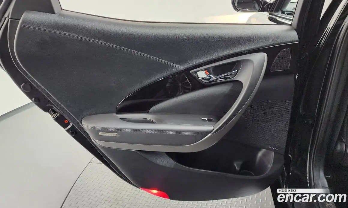 Hyundai Grandeur 2012 3.0 автомат (гидро), фото 15