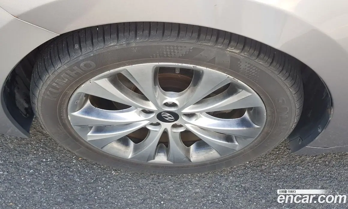 Hyundai Grandeur 2012 3.0 автомат (гидро), фото 13