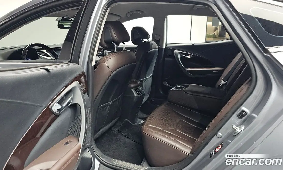 Hyundai Grandeur 2014 3.0 автомат (гидро), фото 17