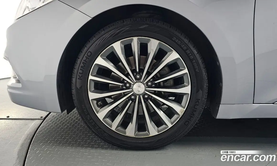 Hyundai Grandeur 2014 3.0 автомат (гидро), фото 4