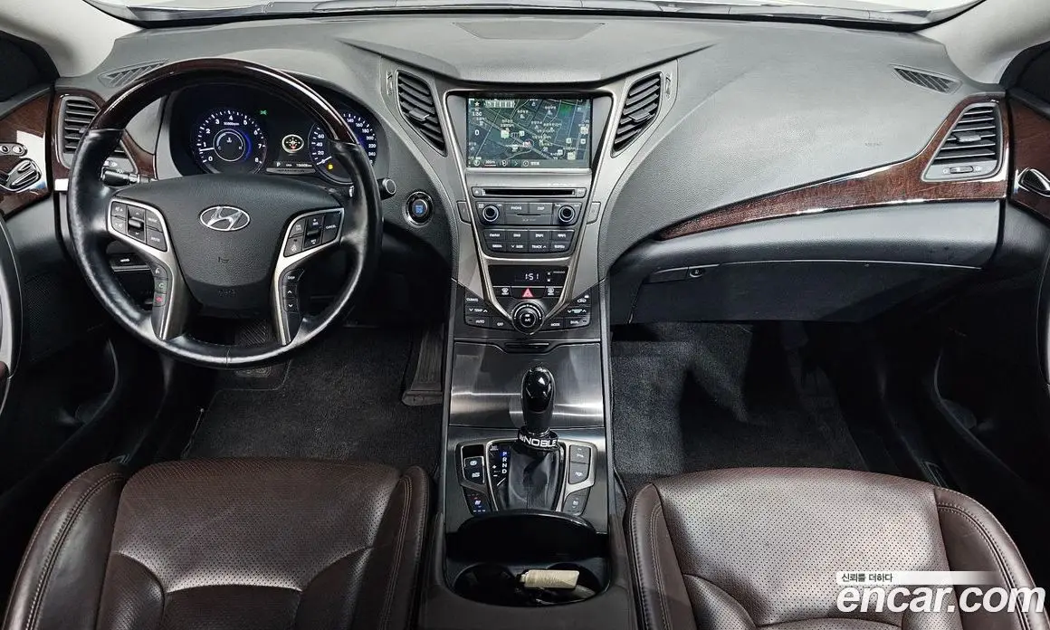 Hyundai Grandeur 2014 3.0 автомат (гидро), фото 9