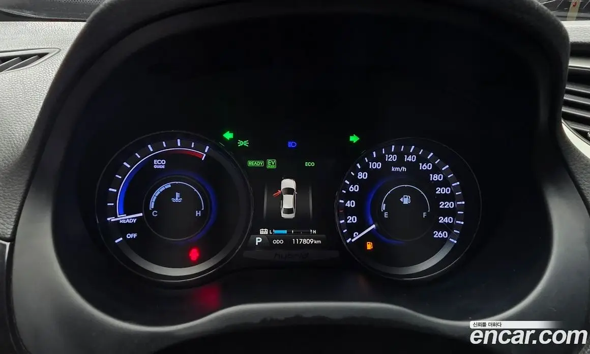 Hyundai Grandeur 2014 2.4 автомат (гидро), фото 11 Hyundai Grandeur 2014 2.4 автомат (гидро), фото 11