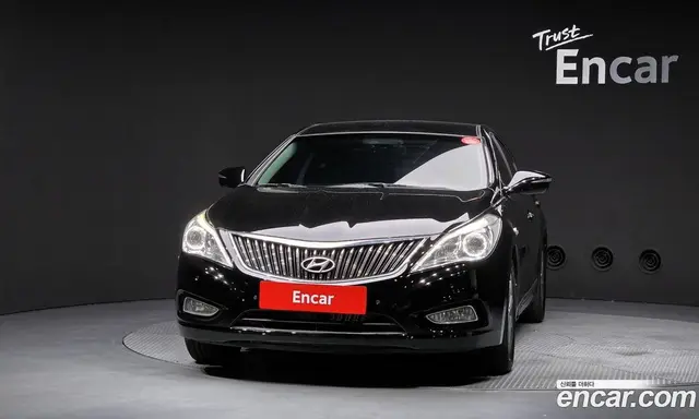 Hyundai Grandeur 2014 2.4 автомат (гидро), миниатюра 3 Hyundai Grandeur 2014 2.4 автомат (гидро), миниатюра 3