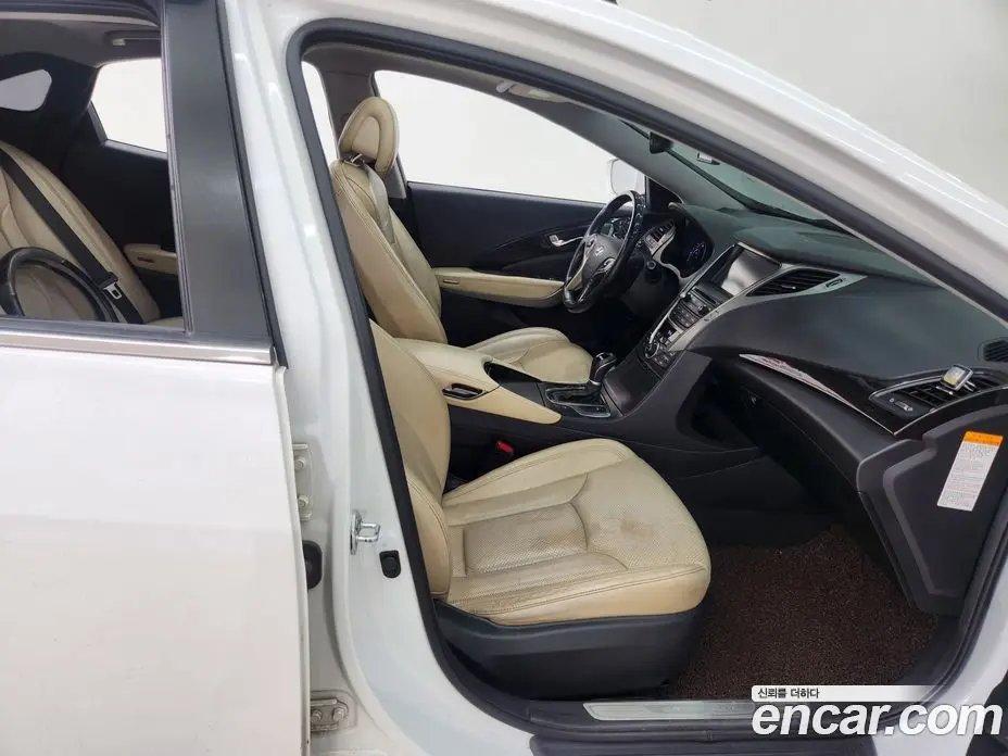 Hyundai Grandeur 2014 2.4 автомат (гидро), фото 17