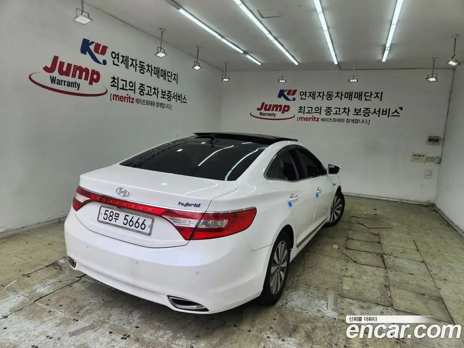 Hyundai Grandeur 2014 2.4 автомат (гидро), фото 18