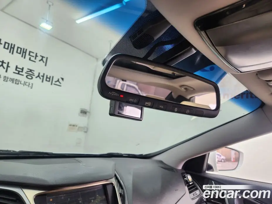 Hyundai Grandeur 2014 2.4 автомат (гидро), фото 8