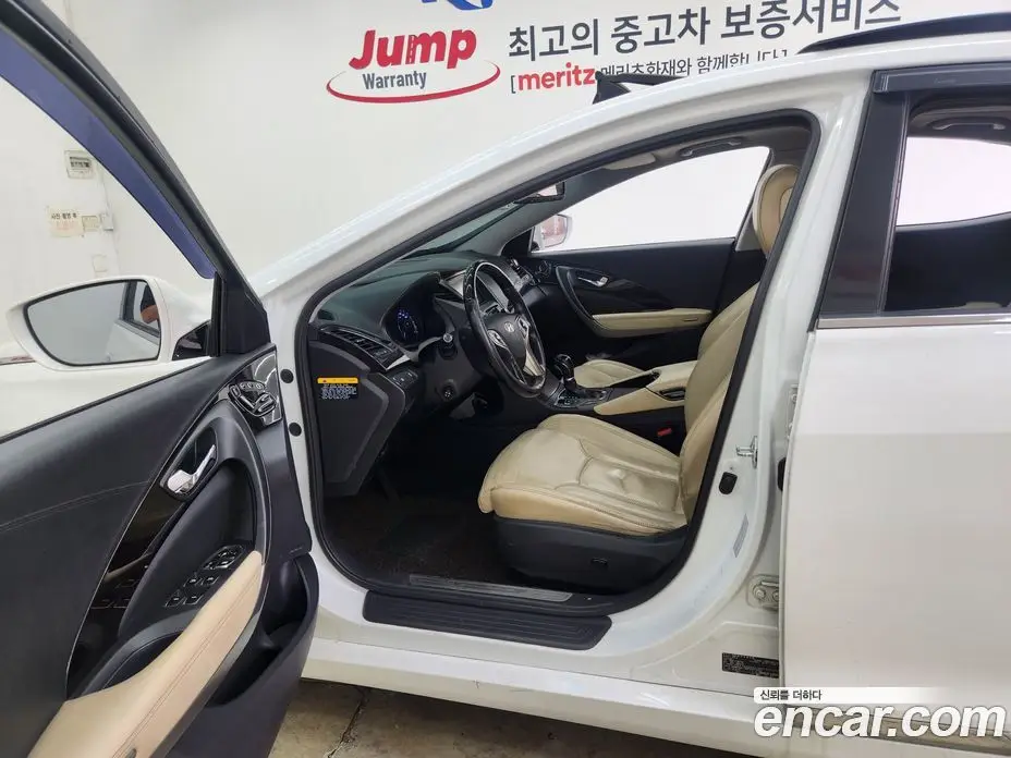 Hyundai Grandeur 2014 2.4 автомат (гидро), фото 10
