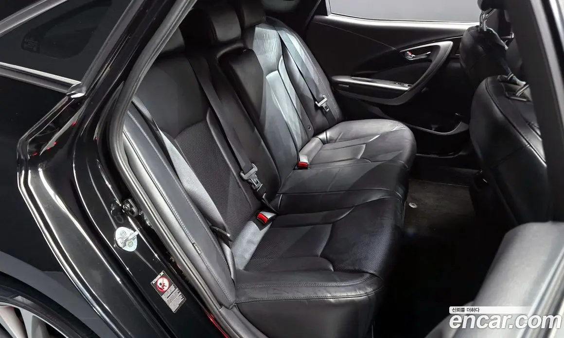 Hyundai Grandeur 2015 2.4 автомат (гидро), фото 11
