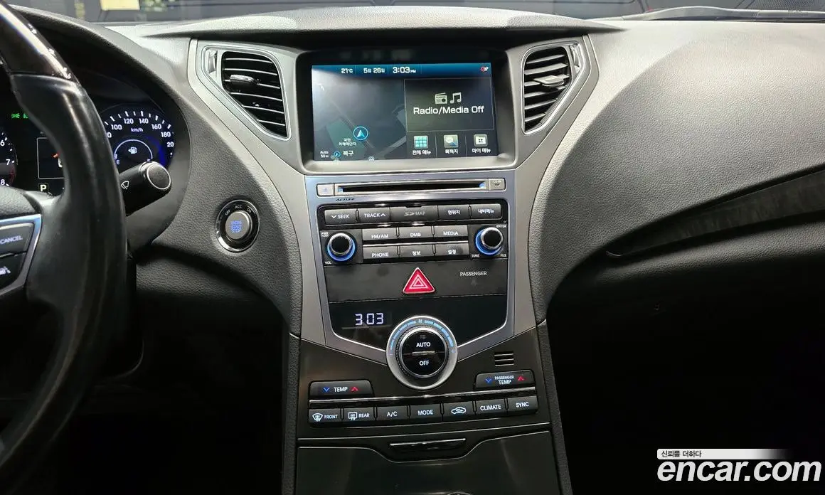 Hyundai Grandeur 2015 2.4 автомат (гидро), фото 14