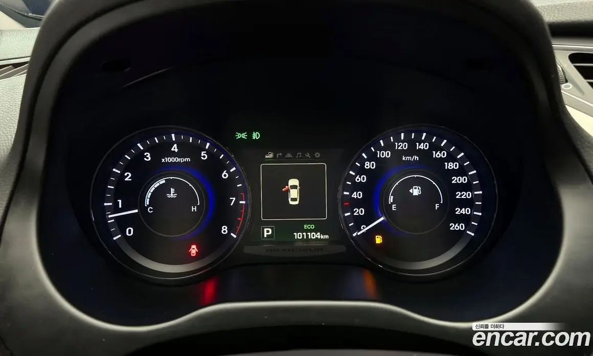 Hyundai Grandeur 2015 2.4 автомат (гидро), фото 8