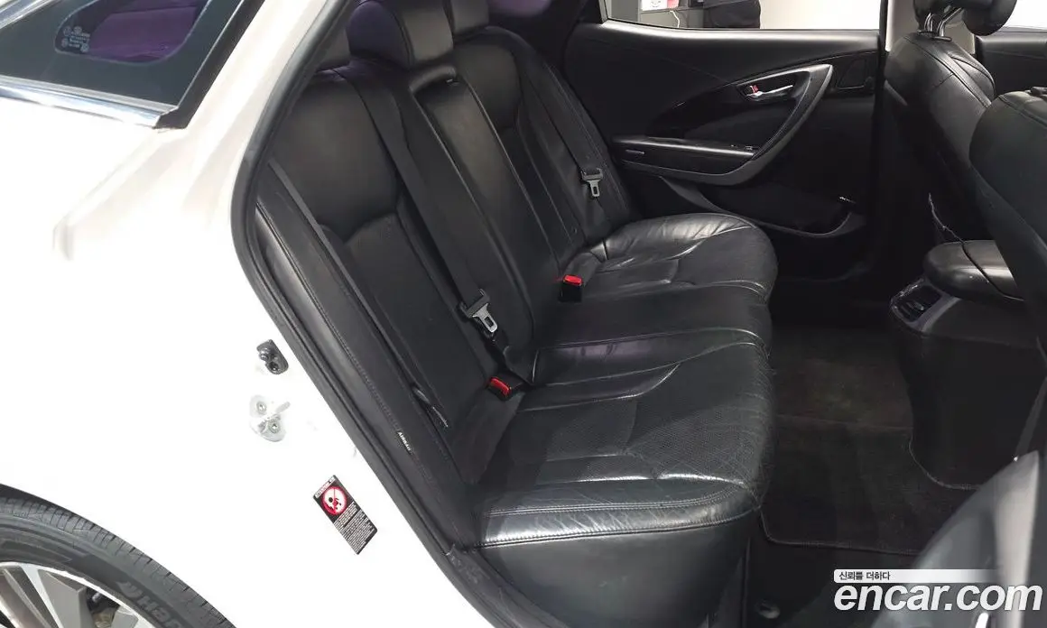 Hyundai Grandeur 2015 2.4 автомат (гидро), фото 11