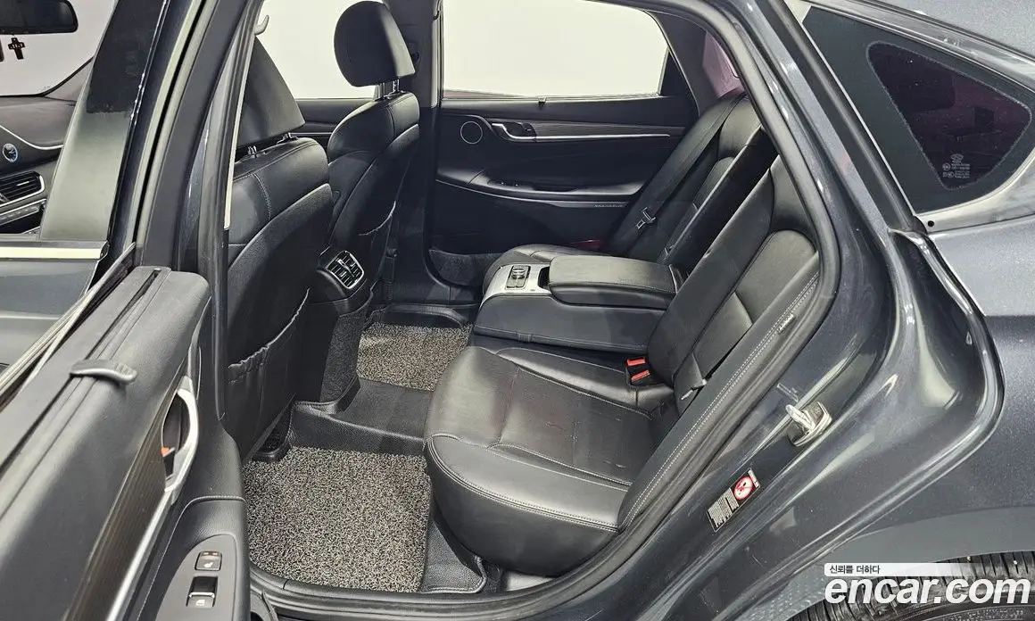 Hyundai Grandeur 2017 3.0 автомат (гидро), фото 11