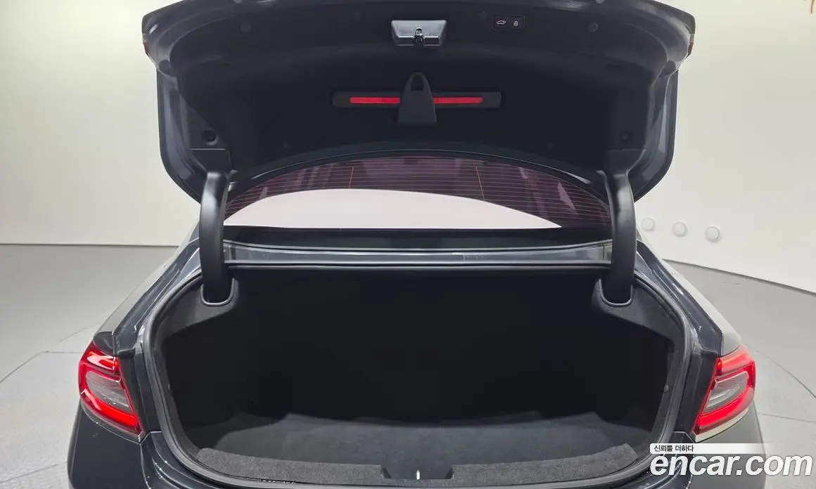 Hyundai Grandeur 2017 3.0 автомат (гидро), фото 16