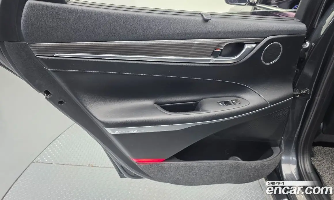 Hyundai Grandeur 2017 3.0 автомат (гидро), фото 19