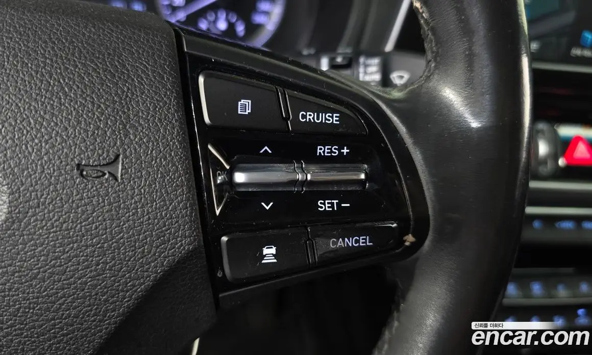Hyundai Grandeur 2018 2.4 автомат (гидро), фото 16