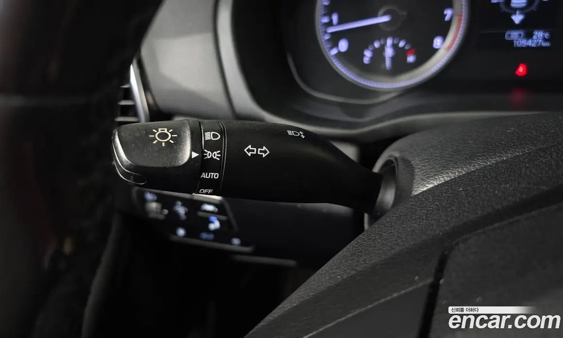 Hyundai Grandeur 2018 2.4 автомат (гидро), фото 19
