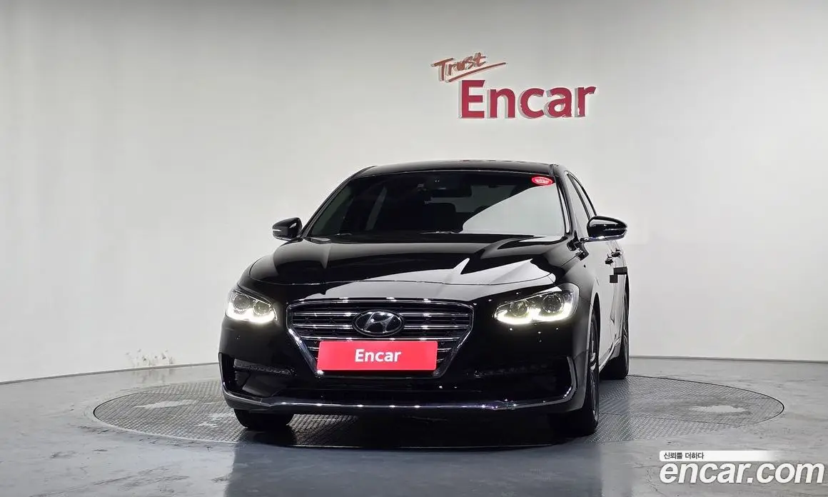 Hyundai Grandeur 2018 2.4 автомат (гидро), фото 3