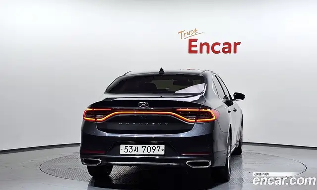 Hyundai Grandeur 2018 2.4 автомат (гидро), миниатюра 4