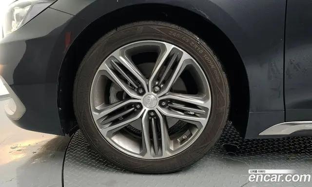 Hyundai Grandeur 2018 2.4 автомат (гидро), миниатюра 5