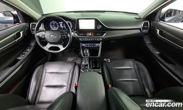 Hyundai Grandeur 2018 2.4 автомат (гидро), миниатюра 7