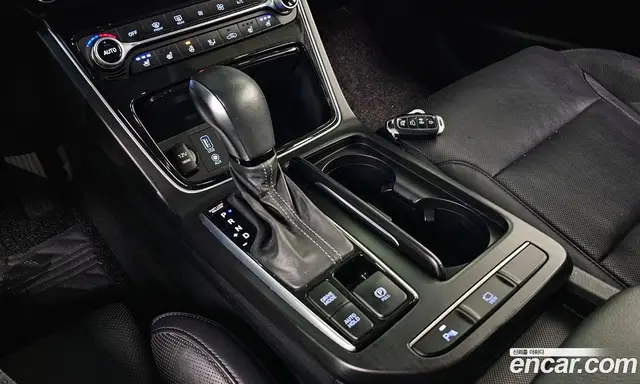 Hyundai Grandeur 2018 2.4 автомат (гидро), миниатюра 9