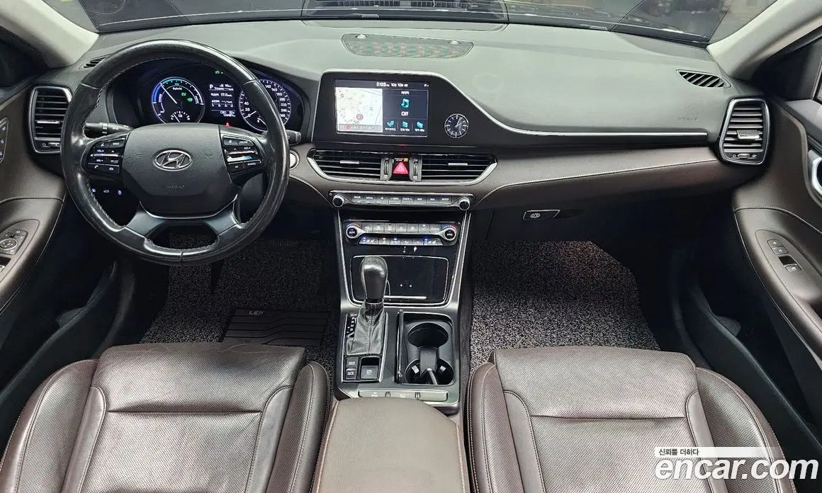 Hyundai Grandeur 2018 2.4 автомат (гидро), фото 7