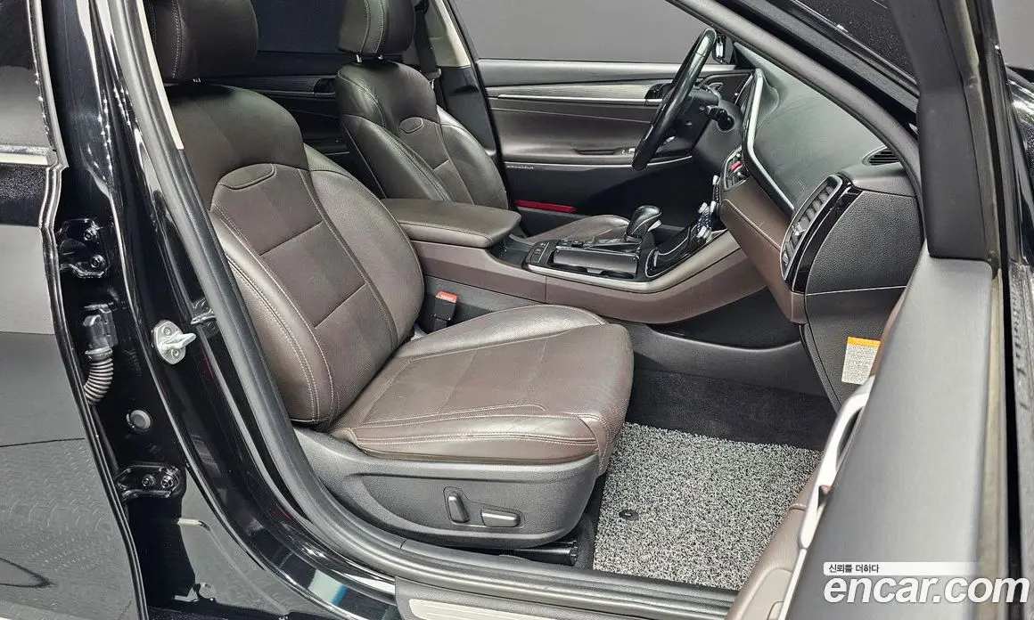 Hyundai Grandeur 2018 2.4 автомат (гидро), фото 10