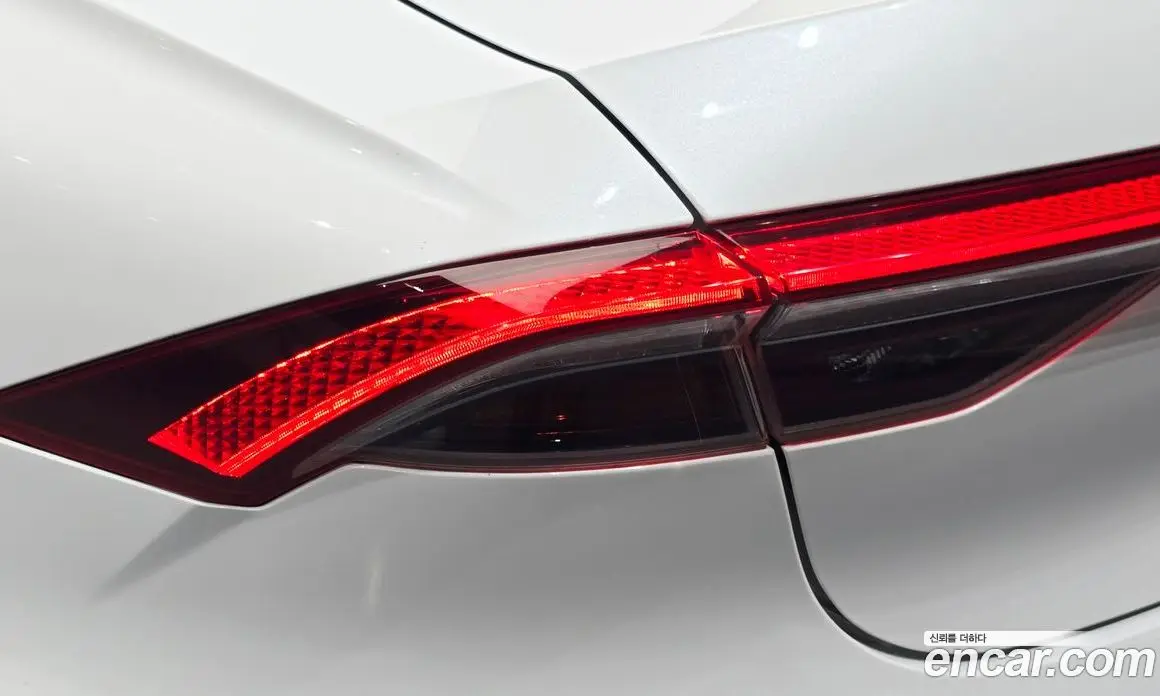 Hyundai Grandeur 2020 3.3 автомат (гидро), фото 9 Hyundai Grandeur 2020 3.3 автомат (гидро), фото 9