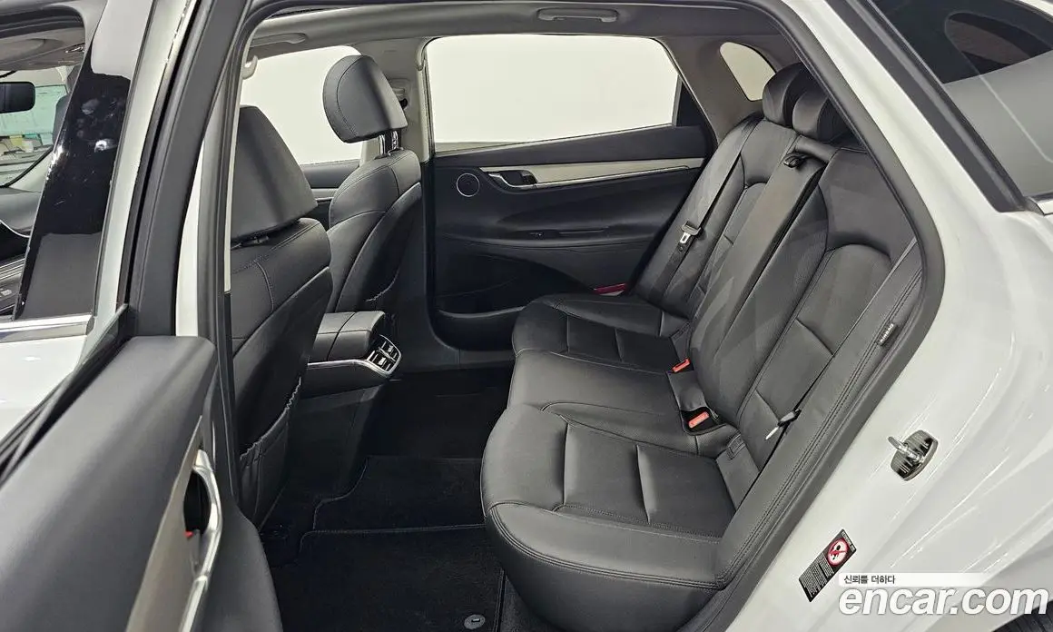 Hyundai Grandeur 2021 3.0 автомат (гидро), фото 18
