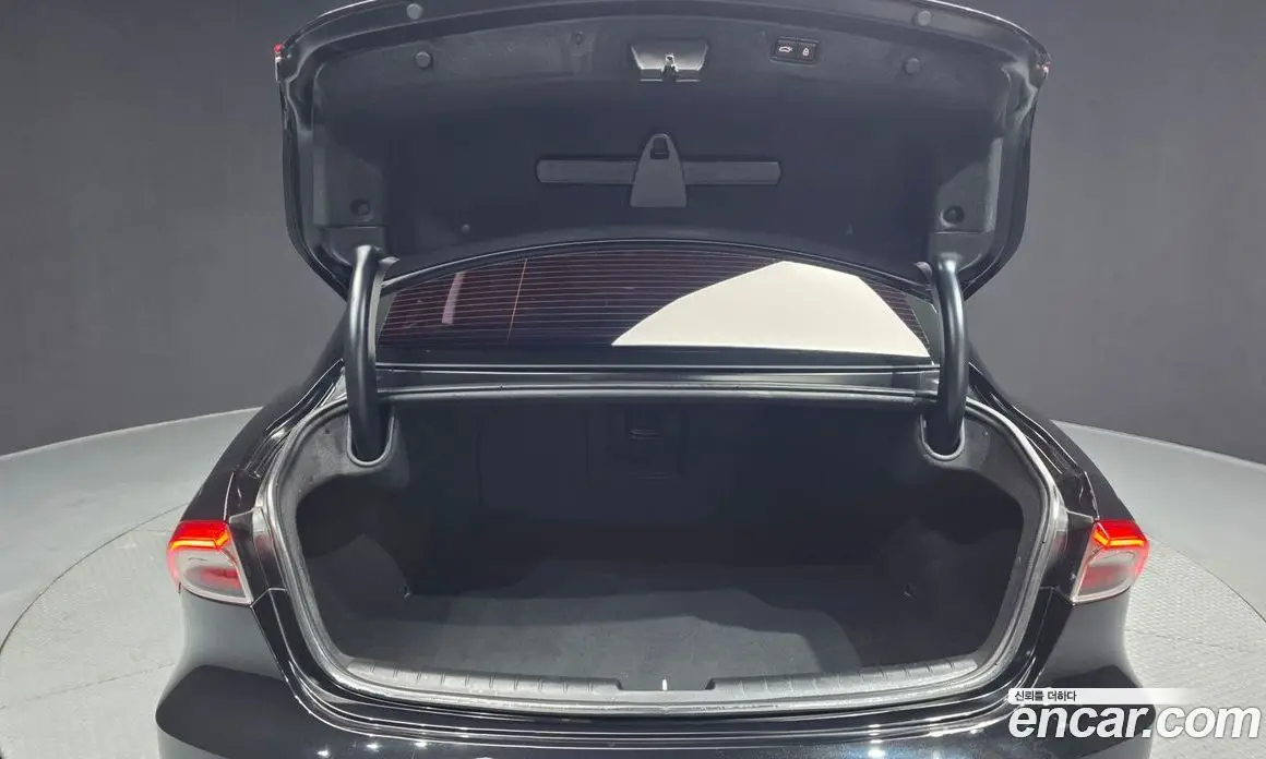 Hyundai Grandeur 2021 2.5 автомат (гидро), фото 20