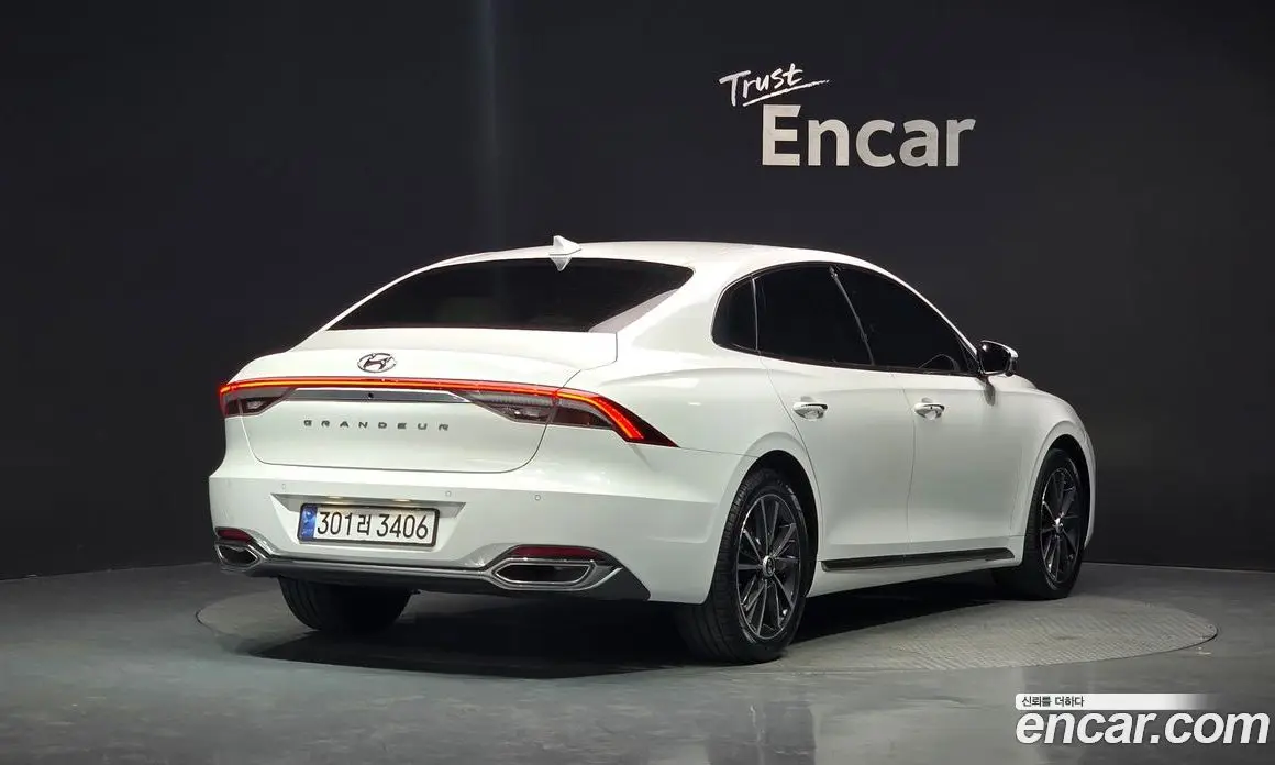 Hyundai Grandeur 2022 2.5 автомат (гидро), фото 2 Hyundai Grandeur 2022 2.5 автомат (гидро), фото 2
