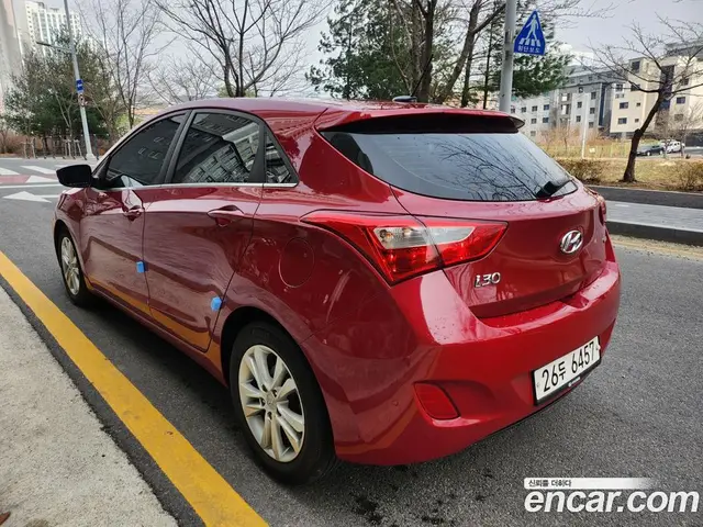 Hyundai i30 2014 1.6 автомат (гидро), миниатюра 4 Hyundai i30 2014 1.6 автомат (гидро), миниатюра 4