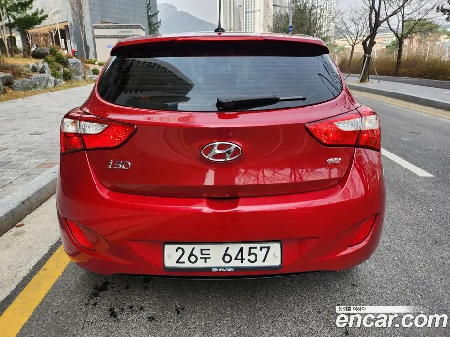Hyundai i30 2014 1.6 автомат (гидро), фото 5 Hyundai i30 2014 1.6 автомат (гидро), фото 5